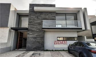 Foto de inmueble en , Col. Altozano el Nuevo Querétaro C.P. 76237, Querétaro