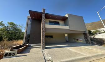 Foto de inmueble en  , Col. Amorada Privada Residencial C.P. 67300, Santiago