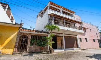 Foto de inmueble en Andador Antonio Caso #105, Col. Primavera de Vallarta C.P. 48313, Puerto Vallarta