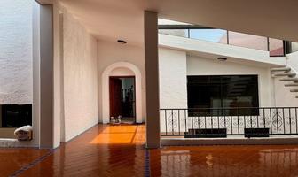 Foto de inmueble en ARBOLEDAS,MAYORAZGOS DEL BOSQUE, ATIZAPAN EDO MEX, HERMOSA CASA SEMINUEVA, Col. Mayorazgos del Bosque C.P. 52957, Atizapán de Zaragoza