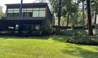 Foto de inmueble en AVANDARO , Col. Valle de Bravo C.P. 51200, Valle de Bravo