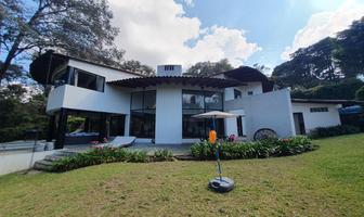 Foto de inmueble en  , Col. Avándaro C.P. 51200, Valle de Bravo