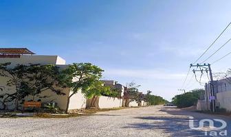 Foto de inmueble en Av. 57 Sur Región 8. Tulum, Quintana Roo., Col. La Veleta C.P. 77760, Tulum