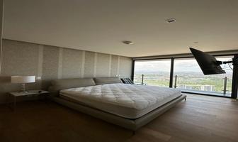 Foto de inmueble en Av Acueducto, Col. Puerta de Hierro C.P. 45116, Zapopan