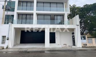 Foto de inmueble en Avenida Adolfo Lopez Mateos, Col. Puerto Pesquero C.P. 24129, Carmen