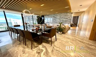 Foto de inmueble en Av. Bosque Real, Col. Bosque Real C.P. 52774, Huixquilucan