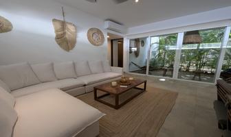 Foto de inmueble en av central, Col. Aldea Zama C.P. 77760, Tulum