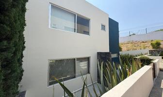 Foto de inmueble en Av. de Jade, Col. Bosque Esmeralda C.P. 52930, Atizapán de Zaragoza