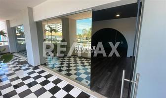 Foto de inmueble en Av. de la Marina, Plaza Bahia Marina, Col. Marina Mazatlán C.P. 82103, Mazatlán