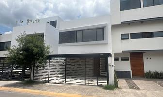 Foto de inmueble en Av. De La Primavera, Col. Bosques Vallarta C.P. 45222, Zapopan