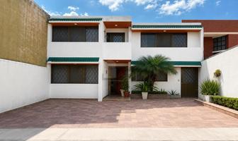 Foto de inmueble en Av. de las Fuentes #238, Col. Balcones del Valle C.P. 78369, San Luis Potosí