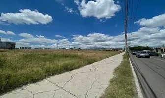 Foto de inmueble en Avenida de las Fuentes, Col. Satélite C.P. 76110, Querétaro