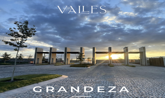 Foto de inmueble en avenida de los santos, Col. El Campanario C.P. 76146, Querétaro