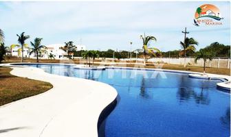 Foto de inmueble en Av. del Delfin, la Marina, 82103 Mazatlán, Sin., Col. Marina Mazatlán C.P. 82103, Mazatlán
