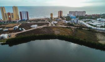 Foto de inmueble en Av. del Estero, Col. Marina Mazatlán C.P. 82103, Mazatlán