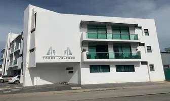 Foto de inmueble en Av. del Tiburón #115, Col. Sábalo Country Club C.P. 82100, Mazatlán