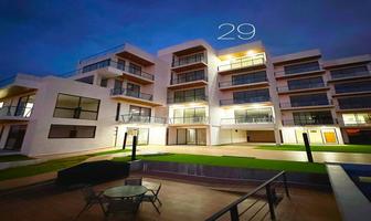Foto de inmueble en Av. Delfin, Col. Marina Mazatlán C.P. 82103, Mazatlán