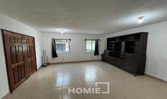 Foto de inmueble en Avenida Emiliano Zapata #44, Col. La Griega C.P. 76249, El Marqués