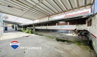 Foto de inmueble en Av. Emiliano Zapata, Col. Bellavista C.P. 62140, Cuernavaca