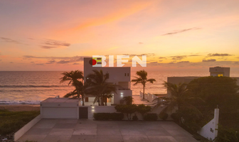 Foto de inmueble en AV. ERNESTO COPPEL, Col. Delfines C.P. 82132, Mazatlán