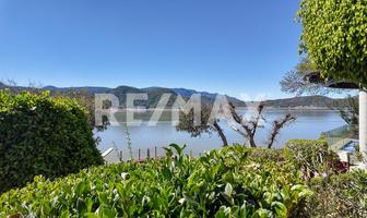 Foto de inmueble en Avenida Francisco de la Cuenca, Col. Valle de Bravo C.P. 51200, Valle de Bravo