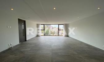 Foto de inmueble en Avenida Fuentes, Col. Lomas de Tecamachalco C.P. 53950, Naucalpan de Juárez