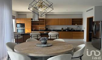 Foto de inmueble en Av. Gaviotas #332, Col. Zona Dorada C.P. 82110, Mazatlán
