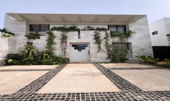 Foto de inmueble en Av Huayacan, Col. Villas Tropicales C.P. 77500, Benito Juárez