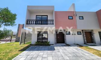 Foto de inmueble en Av. la Cantera, Col. Ciudad del Sol C.P. 76116, Querétaro