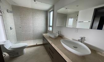 Foto de inmueble en av loma alta, Col. Bosque Real C.P. 52774, Huixquilucan