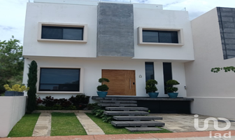 Foto de inmueble en Av Lomas de Ahuatlán, Col. Jardines de Ahuatlán C.P. 62130, Cuernavaca