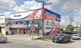 Foto de inmueble en Av Longoria, Col. Victoria C.P. 87390, Matamoros