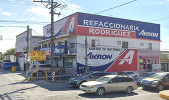 Foto de inmueble en Av Longoria, Col. Victoria C.P. 87390, Matamoros