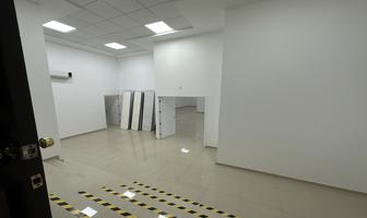 Foto de inmueble en Av Lopez Mateos, Col. Ciudad Del Sol C.P. 45050, Zapopan