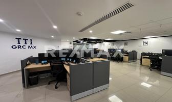 Foto de inmueble en Av Lopez Mateos, Col. Ciudad Del Sol C.P. 45050, Zapopan