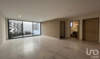 Foto de inmueble en AV MEXICO #110, Col. Las Américas C.P. 53040, Naucalpan de Juárez