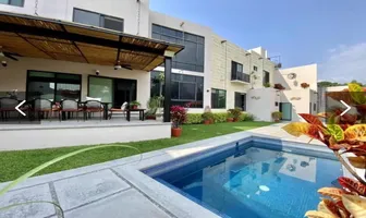 Foto de inmueble en Av. Palmira Lte 20, Col. Palmira Tinguindin C.P. 62490, Cuernavaca
