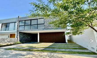 Foto de inmueble en Av. Paseo de la estrella #3587, Col. Rancho Contento C.P. 45222, Zapopan