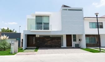 Foto de inmueble en Av. Paseo de la Luna, Col. Solares C.P. 45019, Zapopan