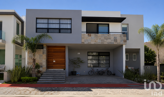 Foto de inmueble en Av Paseo del Anochecer #487, Col. Solares C.P. 45019, Zapopan