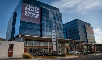 Foto de inmueble en Av. Paseo Monte Miranda, Col. Vista Hermosa C.P. 76063, Querétaro