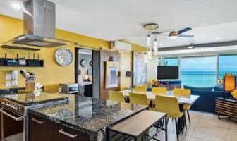 Foto de inmueble en Avenida Playa Los Picos #827, Col. Playas de Huanacaxtle C.P. 63732, Bahía de Banderas