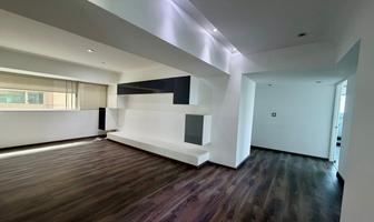 Foto de inmueble en Avenida Porton de las Flores, Col. Country Club C.P. 53930, Naucalpan de Juárez