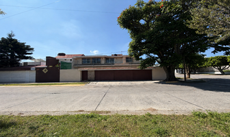 Foto de inmueble en Av. Prados de las Rosas, Col. Prados Tepeyac C.P. 45050, Zapopan