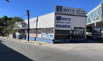 Foto de inmueble en av revolucion, Col. Tlaquepaque Pueblito C.P. 45500, San Pedro Tlaquepaque