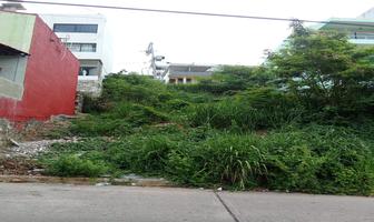 Foto de inmueble en Avenida riscos, Col. Mozimba C.P. 39460, Acapulco de Juárez