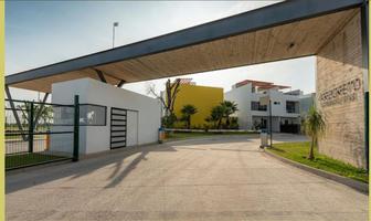 Foto de inmueble en Avenida San Ignacio, Col. Coto Miraflores C.P. 45134, Zapopan