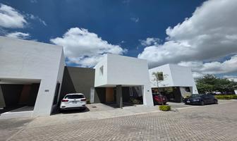 Foto de inmueble en Av. Santa Fe 106B, Col. Juriquilla Santa Fe C.P. 76230, Querétaro