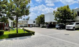 Foto de inmueble en Av. Santa Fe #1653, Col. Juriquilla Santa Fe C.P. 76230, Querétaro