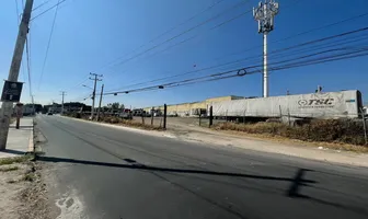 Foto de inmueble en Avenida Témpano esquina Calle Agua, Col. Satélite C.P. 76110, Querétaro